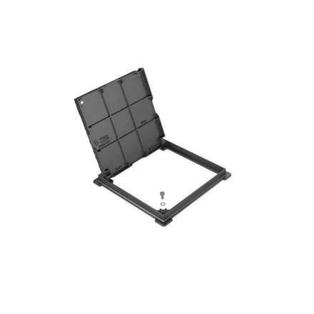 öntöttvas fedlap URBAN négyzetes kerettel 320x320 Hext.37 PL.250x250 B125 (35454/4-3)