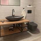 CeraStyle CITY porcelán fekete fali WC - perem nélküli - rejtett szerelésű - mély öblítésű