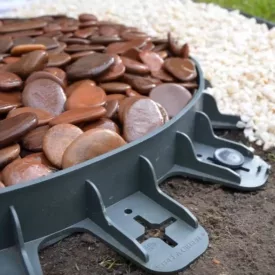   Hajlítható zöld műanyag ágyásszegély 80 cm – 4,5 cm magas, UV-álló PP gyepszegély