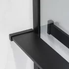 Stuxi Milano Easy Plus Black Walk-in zuhanyfal, 140x200 cm, 8 mm vastag vízlepergető üveggel, helytakarékos stabilizátorral, polccal, törölközőtartóval