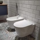 Stuxi Pearl White perem nélküli mély öblítésű íves fali WC, rejtett szerelésű, lecsapódásgátlós wc ülőkével